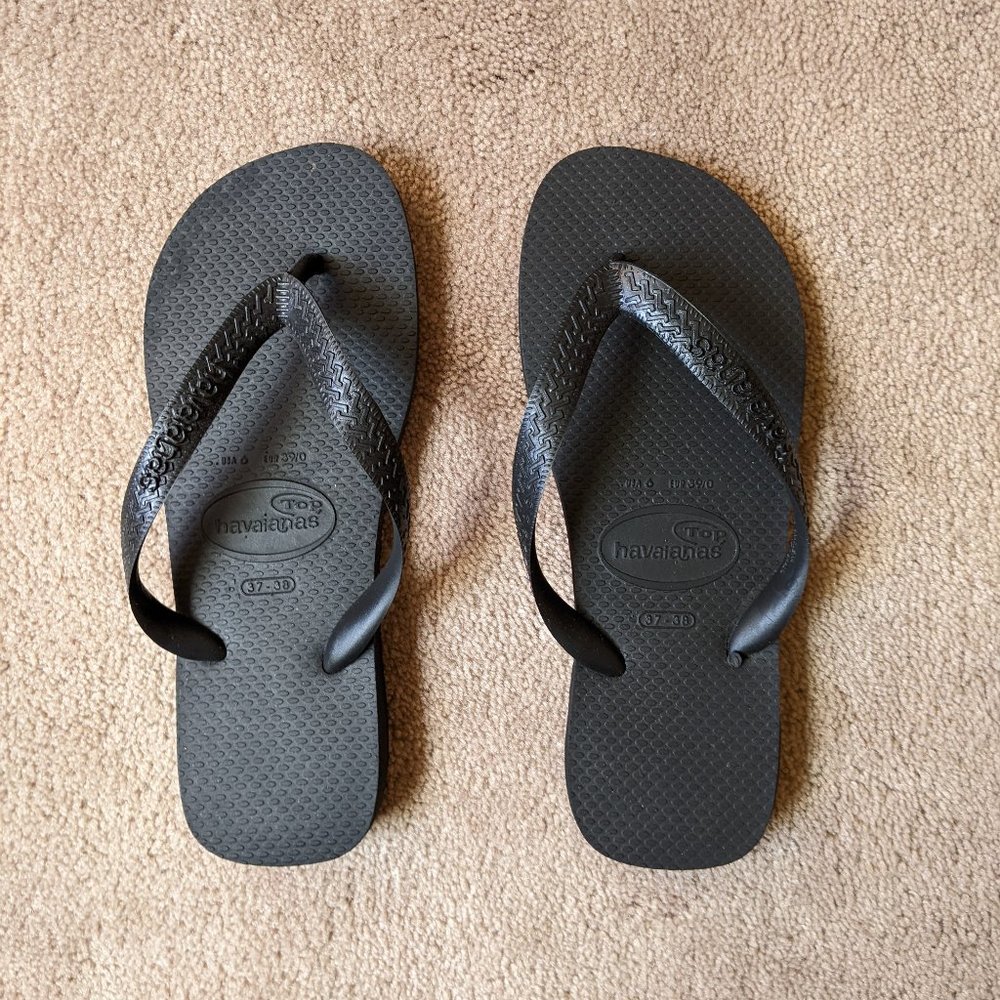 Havaianas Women's Flip Flops - 6